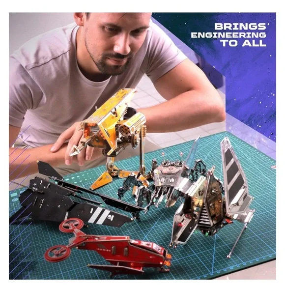 Robot Building Kit - W4 Scout Recon - Picture 7 of 7